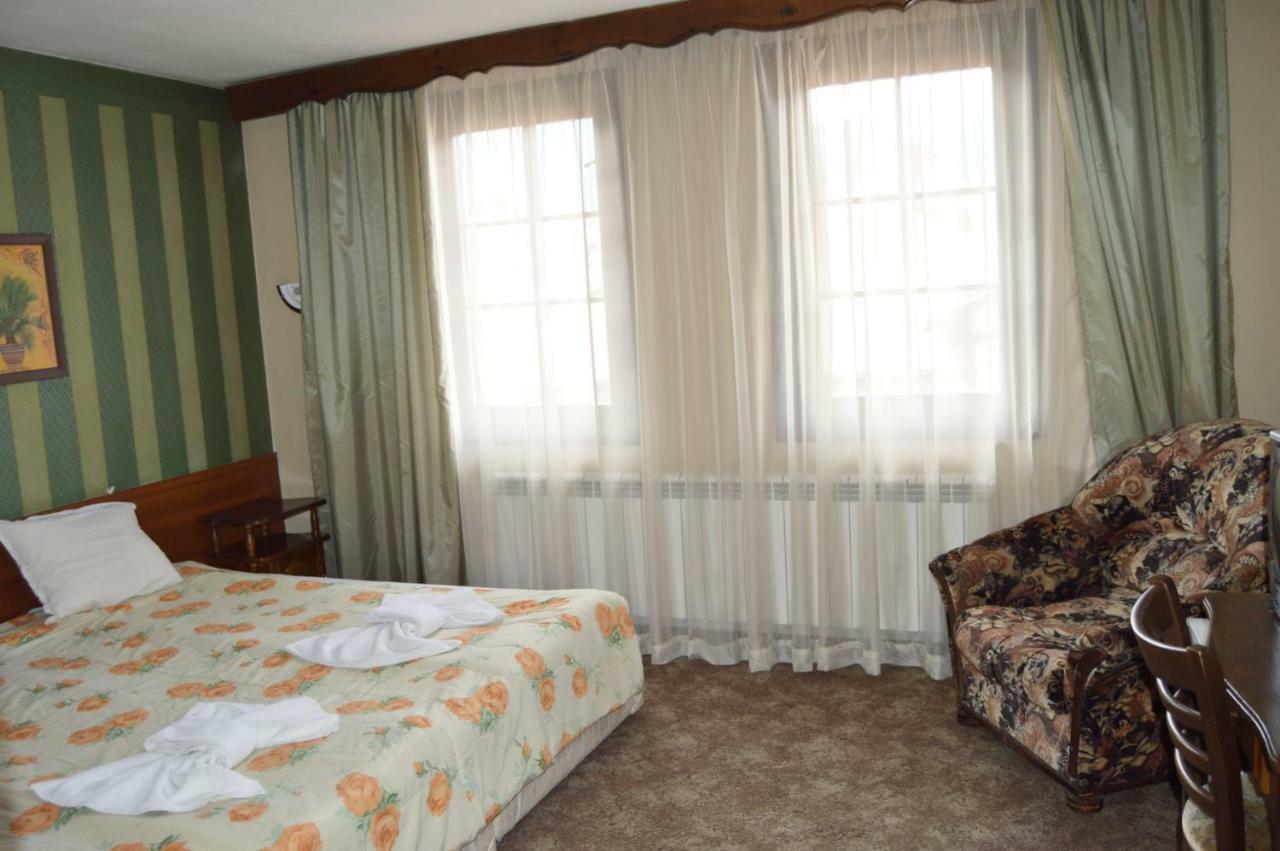 Hotel St. George Pobedonosets Bansko Buitenkant foto